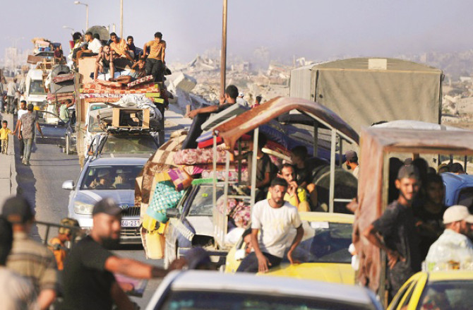 نیا جال لائے پرانے شکاری